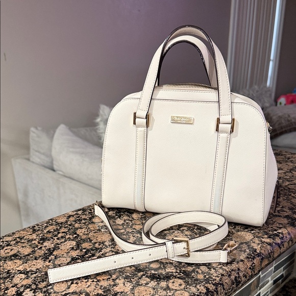 kate spade Handbags - Kate spade White Handbag/crossbody